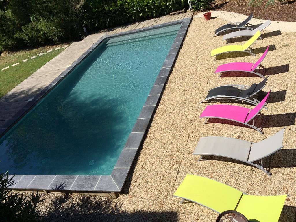 Le Robinson Hotell Pierrelatte Exteriör bild